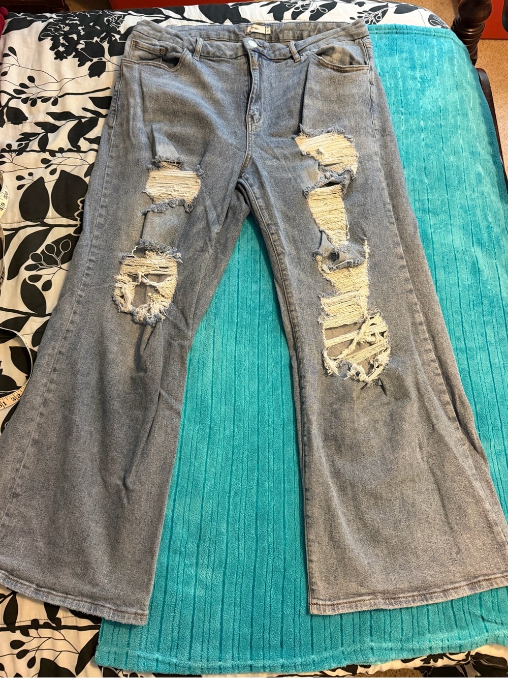 Rue21 Light Blue Distressed Flared Jeans